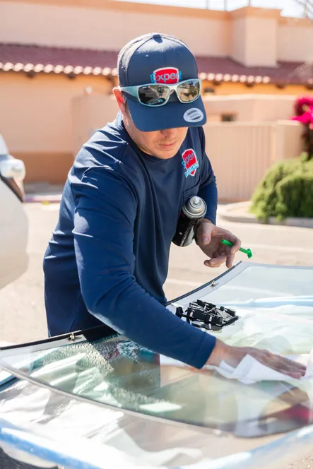 Expert Auto Glass Repair in Florida